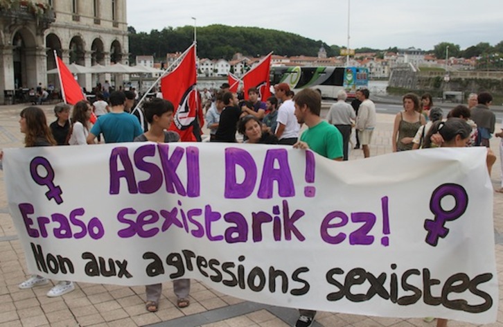 Rassemblement contre les violences sexistes à Bayonne - © Bob EDME
