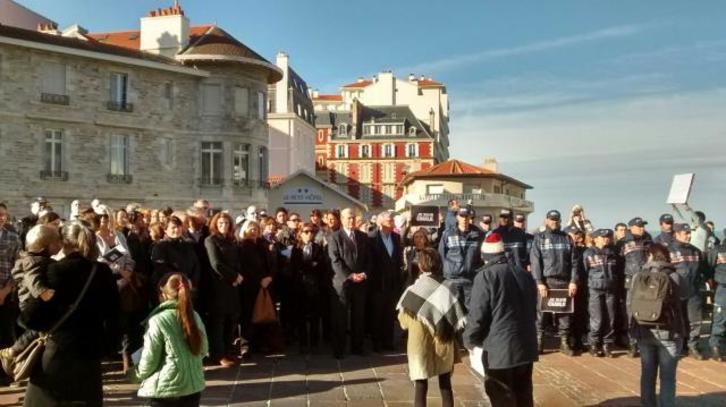200 personnes se sont rassemblées à Biarritz (Mediabask)