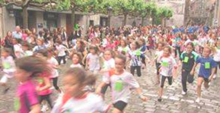 Une course de 1 km est organisée pour les enfants (Mediabask)