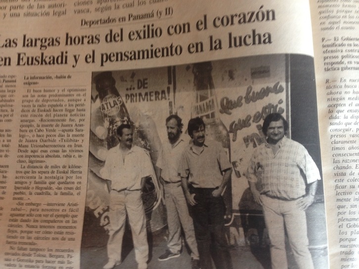 Angel Aldana (à droite sur la photo) dans une réunion organisée par Egin au Panama en 1989.Naiz