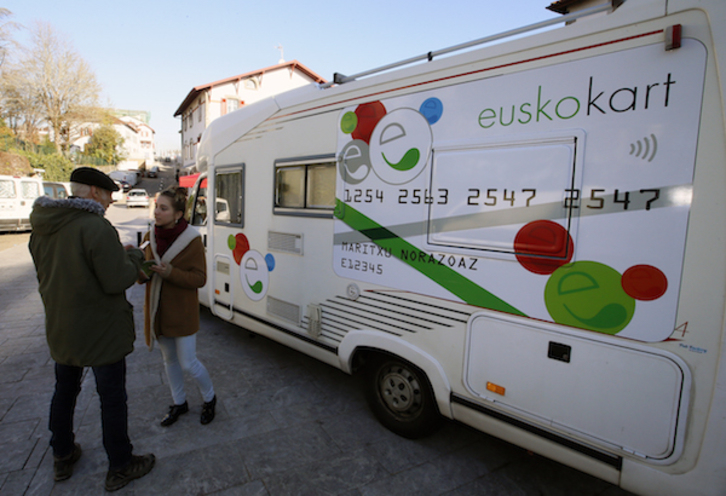 EuskoKarabana s'arrêtera le 19 janvier à Bayonne pour la grande fête. ©Bob EDME