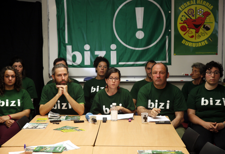 À son origine, le mouvement Alternatiba ne comptait que quelques membres de l’association Bizi !©Bob EDME