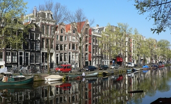 Amsterdamen azken zazpi urteetan etxebizitzen prezioa «bikoiztu baino gehiago» egin da.