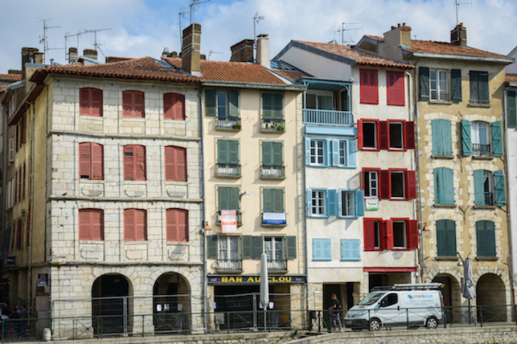 Le loyer du T3 est en moyenne de 643 euros à Bayonne et Boucau. © Isabelle Miquelestorena