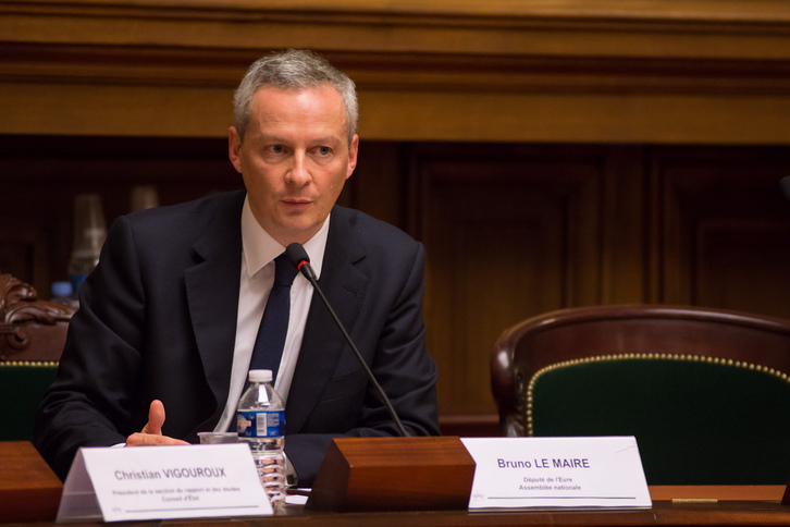 Bruno Le Maire, ministre de l'Économie et des Finances, va devoir donner la position du Gouvernement sur les monnaies locales. ©Flickr