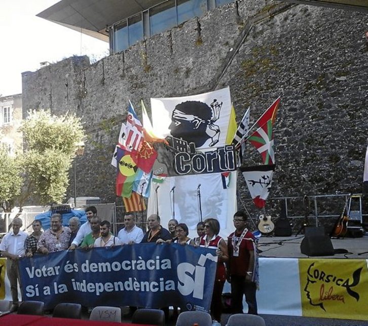 Une délégation basque a pour habitude de se rendre aux Journées internationales de Corti. © DR