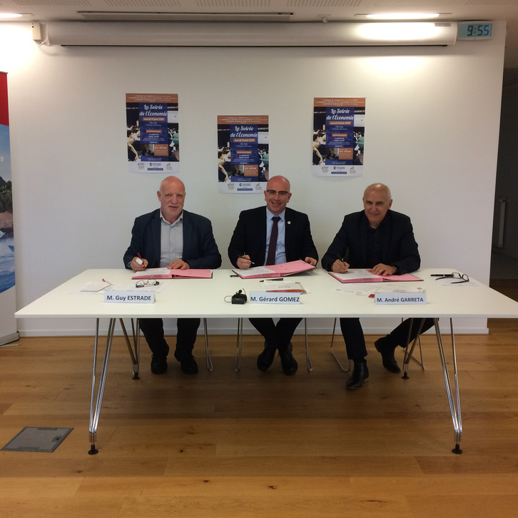 Les trois présidents des chambres consulaires ont signé la convention de coopération dans les locaux de la CMA de Bayonne. ©CCI Bayonne Pays Basque