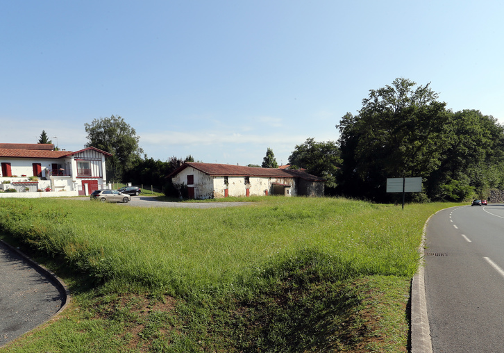 Les terrains appartiennent à la mairie de Cambo-les-Bains depuis le début des années 2000. © Bob Edme