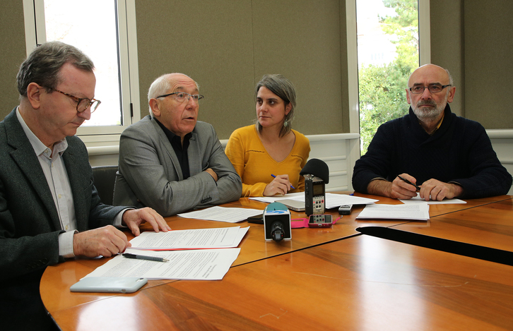 Les membres de la délégation du Pays Basque n'ont pas fermé la porte au dialogue avec Paris. © Bob EDME