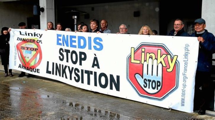 Les usagers du Pays Basque poursuivent la mobilisation. © Bob EDME