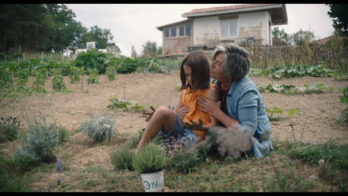 Imagen del rodaje, con Ane Gabarain y Sofía Otero.