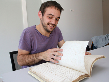Bixente Hirigaray a passé sa licence d’histoire à Gasteiz et son master de recherche à Toulouse.
