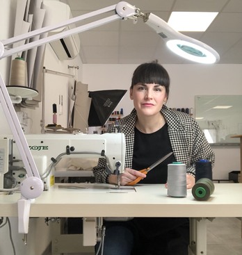 Katalin Antxia travaille dans la création textile depuis 2013 et s’est installée à Sare il y a cinq ans.